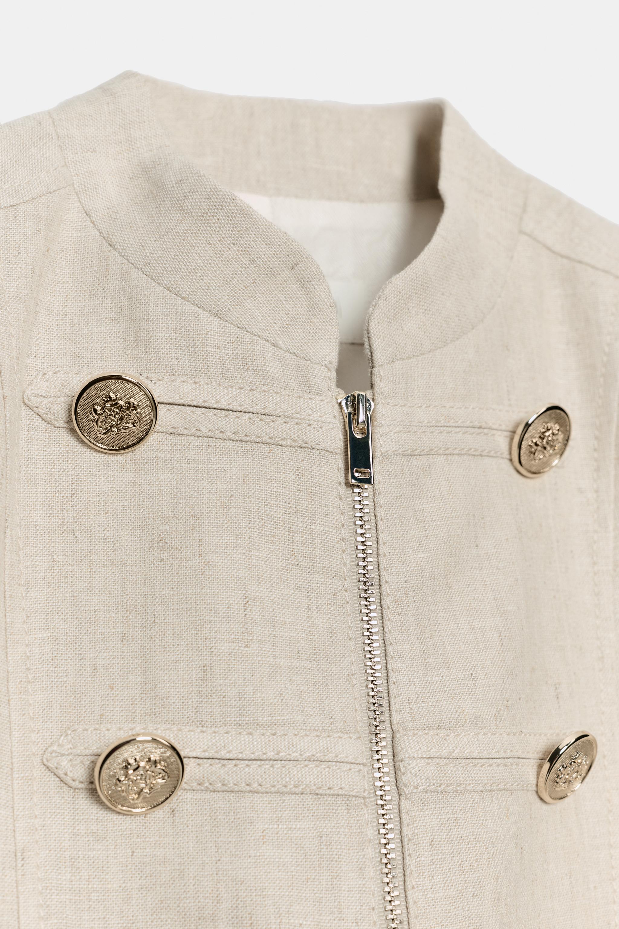 TAILORED FIREMAN CLASP VEST
